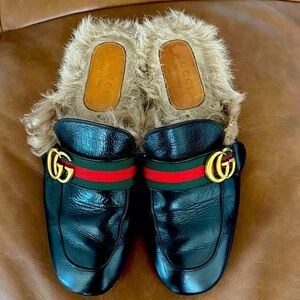 GUCCI Princetown Black Leather Loafers w/Fur 👞
